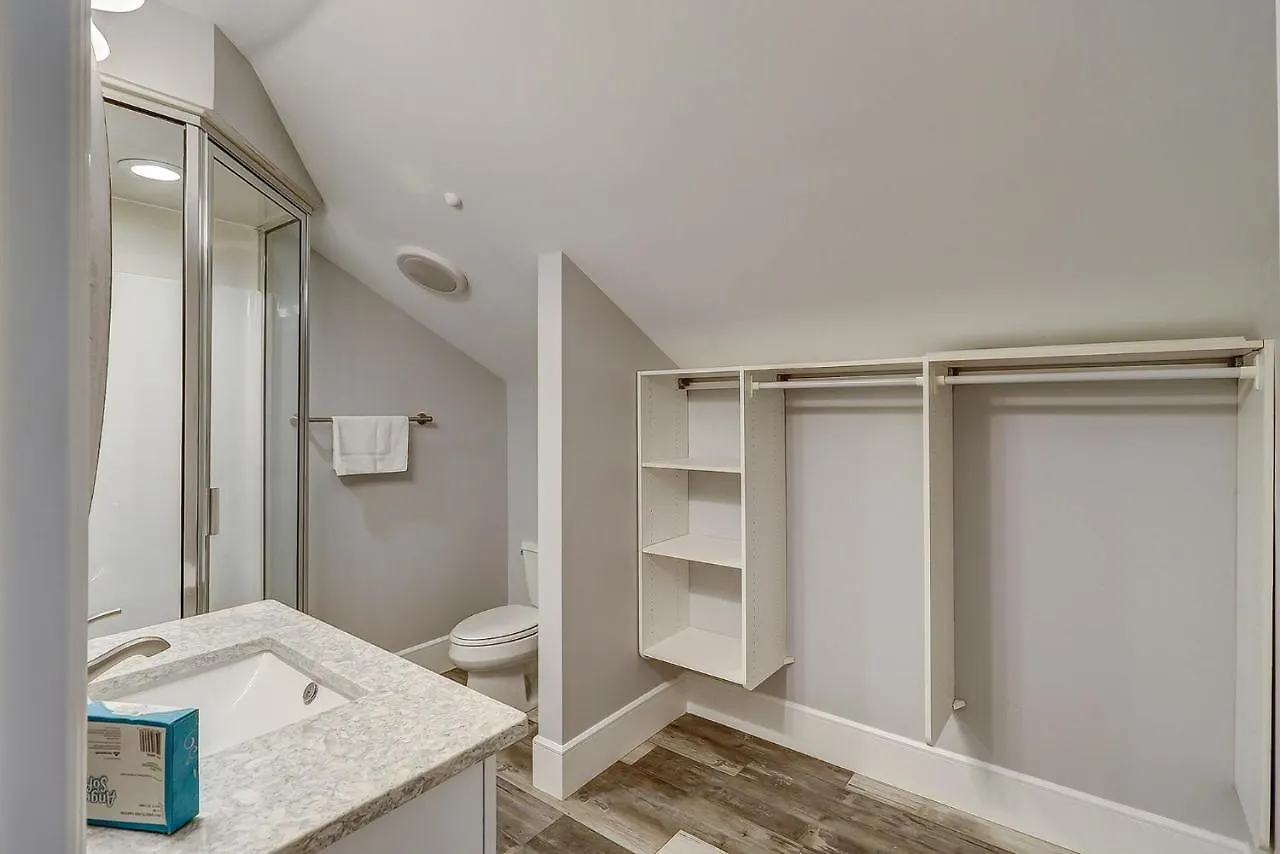 Luxury Updated 6 Bedroom Home Private Pool Near Ocean Bikes & Beach Gear Included Hilton Head Island United States