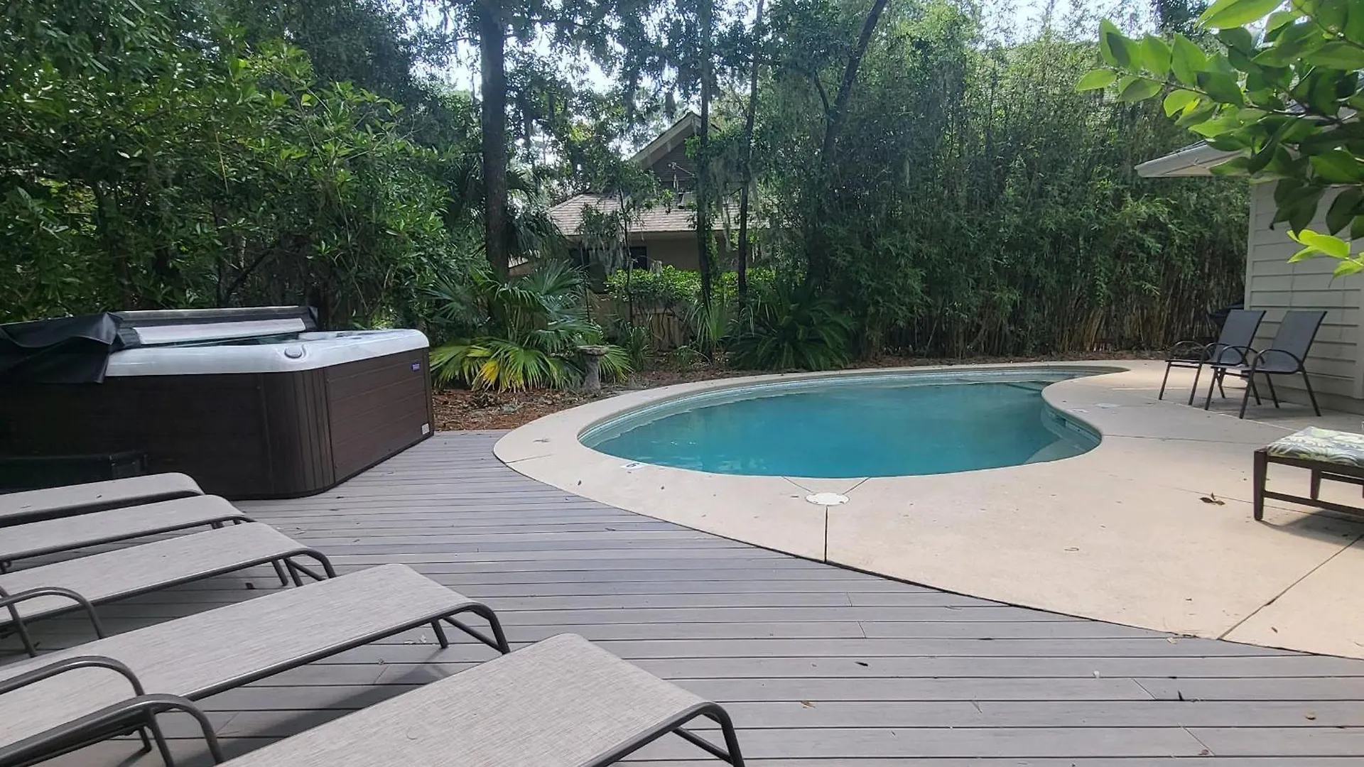 Luxury Updated 6 Bedroom Home Private Pool Near Ocean Bikes & Beach Gear Included Hilton Head Island Holiday home